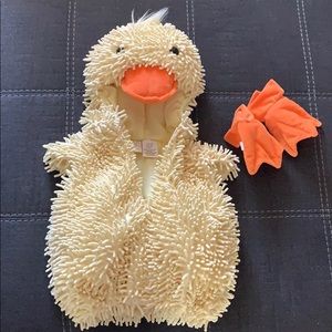 3-6 MONTH OLD DUCK COSTUME!